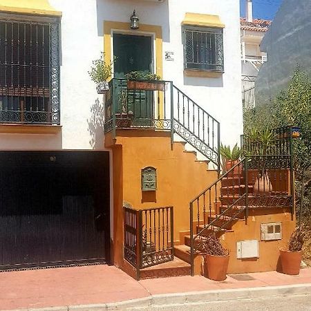 شقة Excelente Habitacion En Bonita Y Tranquila Casa En Benalmadena Pueblo المظهر الخارجي الصورة