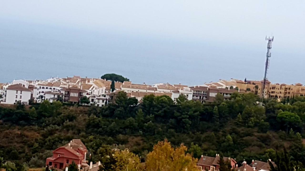 شقة Excelente Habitacion En Bonita Y Tranquila Casa En Benalmadena Pueblo المظهر الخارجي الصورة
